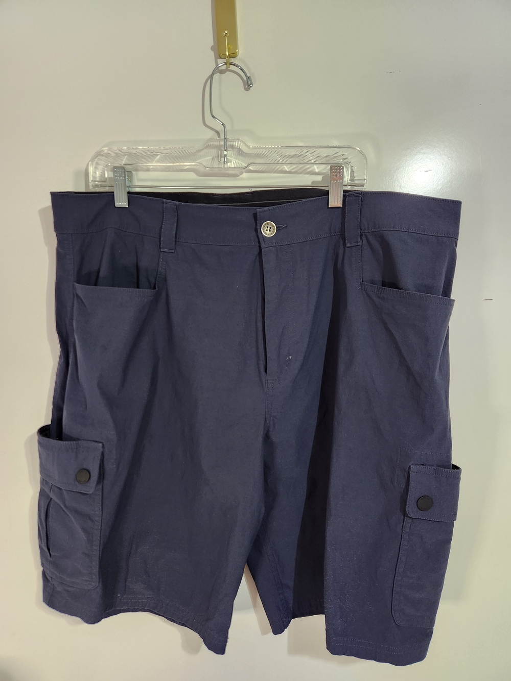 Mens Navy ORVIS Voyager Cargo Shorts, Size 40